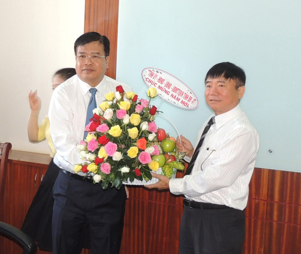 BA RIA- VUNG TAU LEADERS VISIT AND SEND NEW YEAR WISHES TO BA RIA- VUNG TAU HOUSE DEVELOPMENT JSC ON OCCASION OF THE YEAR OF THE MONKEY 2016