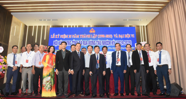 Ông Đoàn Hữu Thuận Chủ tịch HĐQT Cty CP Phát triển Nhà Bà Rịa – Vũng Tàu tiếp tục giữ chức Chủ tịch Hội Xây Dựng tỉnh