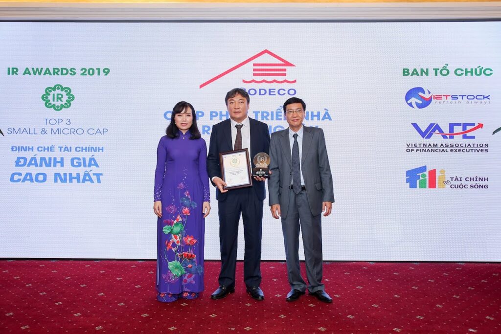 HODECO vinh dự lọt Top 3 doanh nghiệp nhóm Small & Micro cap có hoạt động IR tốt nhất 2019