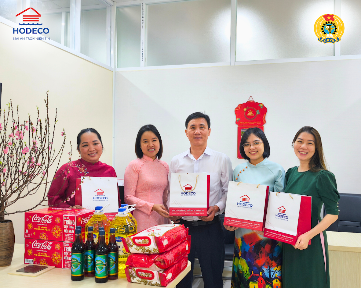 HODECO trao quà tết Bính Ngọ cho hơn 100 công đoàn viên