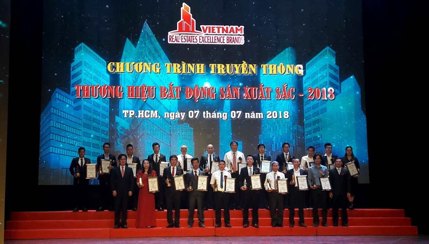 HODECO được vinh danh trong Top Thương hiệu Bất động sản xuất sắc Việt Nam 2018
